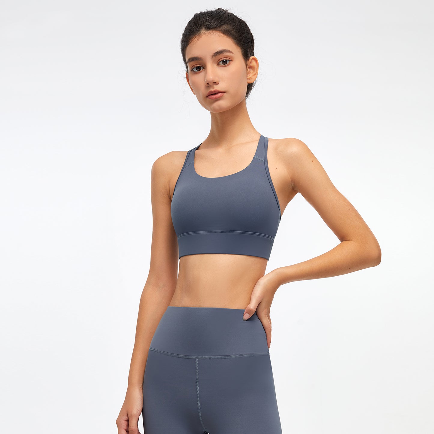 Women's Adjustable High Impact Shoulder Straps Yoga Tank Tops & Sports Bras is made from nylon and spandex breathable materials that are durable, quick-dry and have great stretchable abilities giving you a comfortable and flexible feel. Its suitable for jogging, yoga, gym and is comfortable for leisure wear.