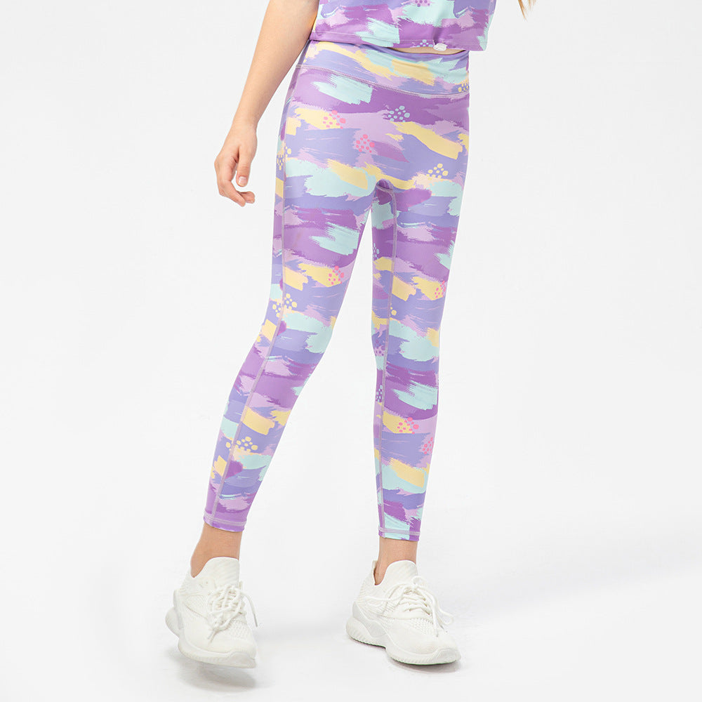 Kid's tie &dye gym wear & workout clothes is made from nylon and spandex and is breathable and flexible materials that provides comfort to enable kids to enjoy playing and be active.